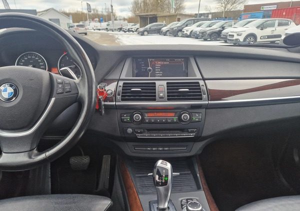 BMW X5 cena 65900 przebieg: 217000, rok produkcji 2012 z Przecław małe 497